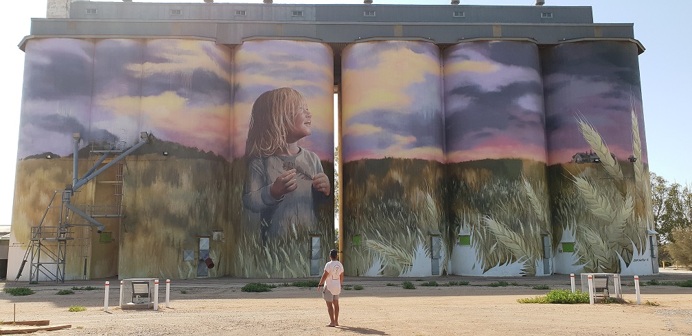 Kimba silo art, Eyre Highway.