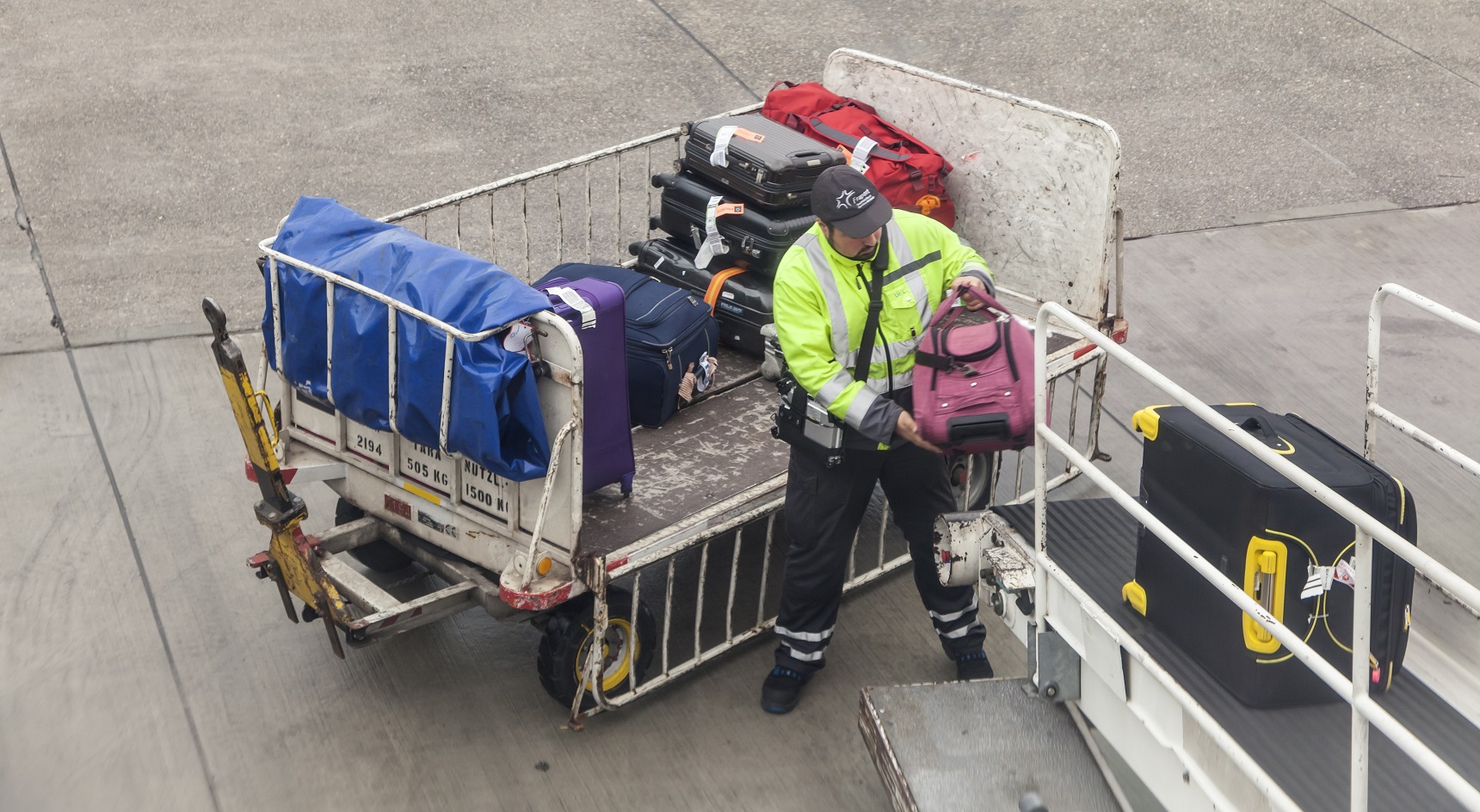 Check in early to minimise the risk of baggage staff misplacing your luggage. Image: iStock