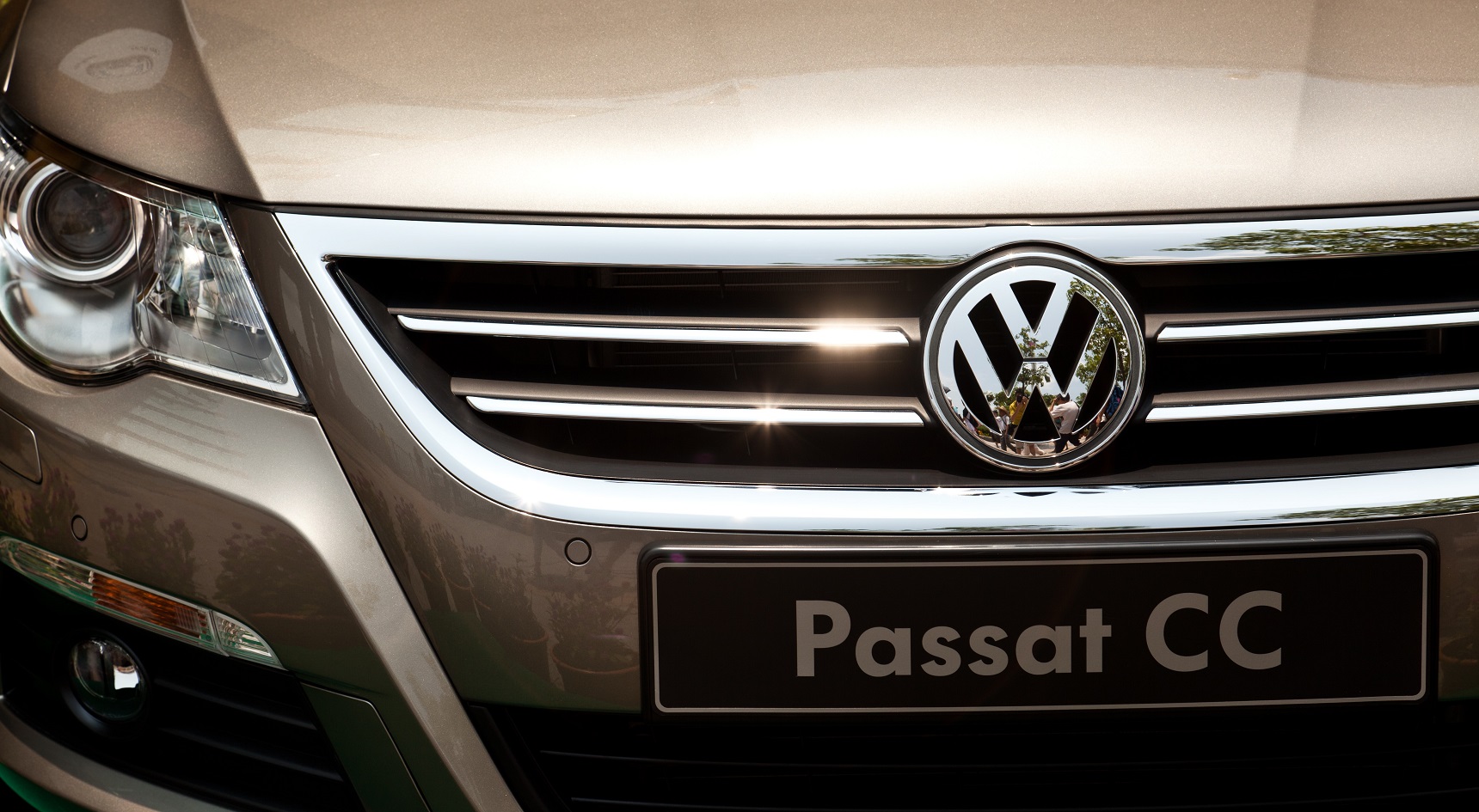 Both the 2010 Passat sedan and wagon have 5-star Used Car Safety Ratings.