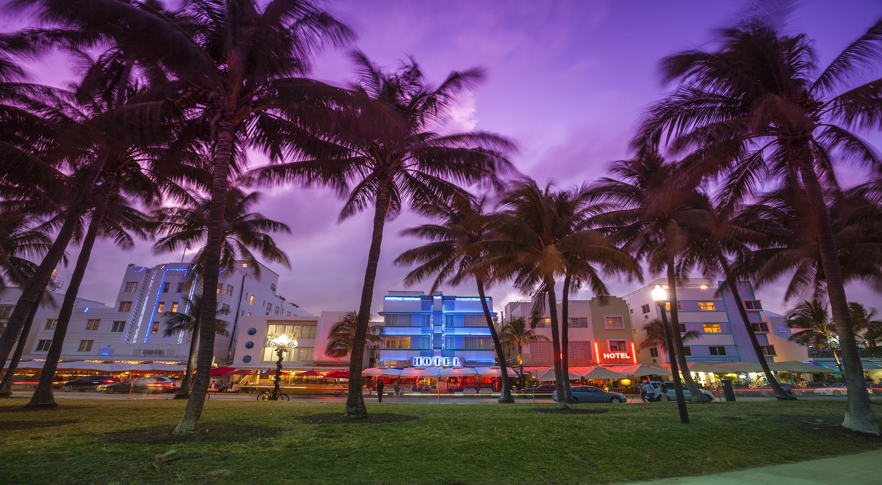 Ocean Drive at night, Miami