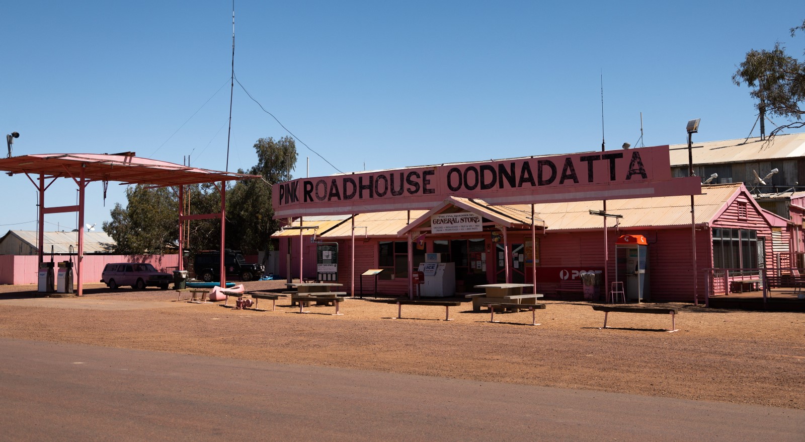 Pink Roadhouse, Oodnadatta