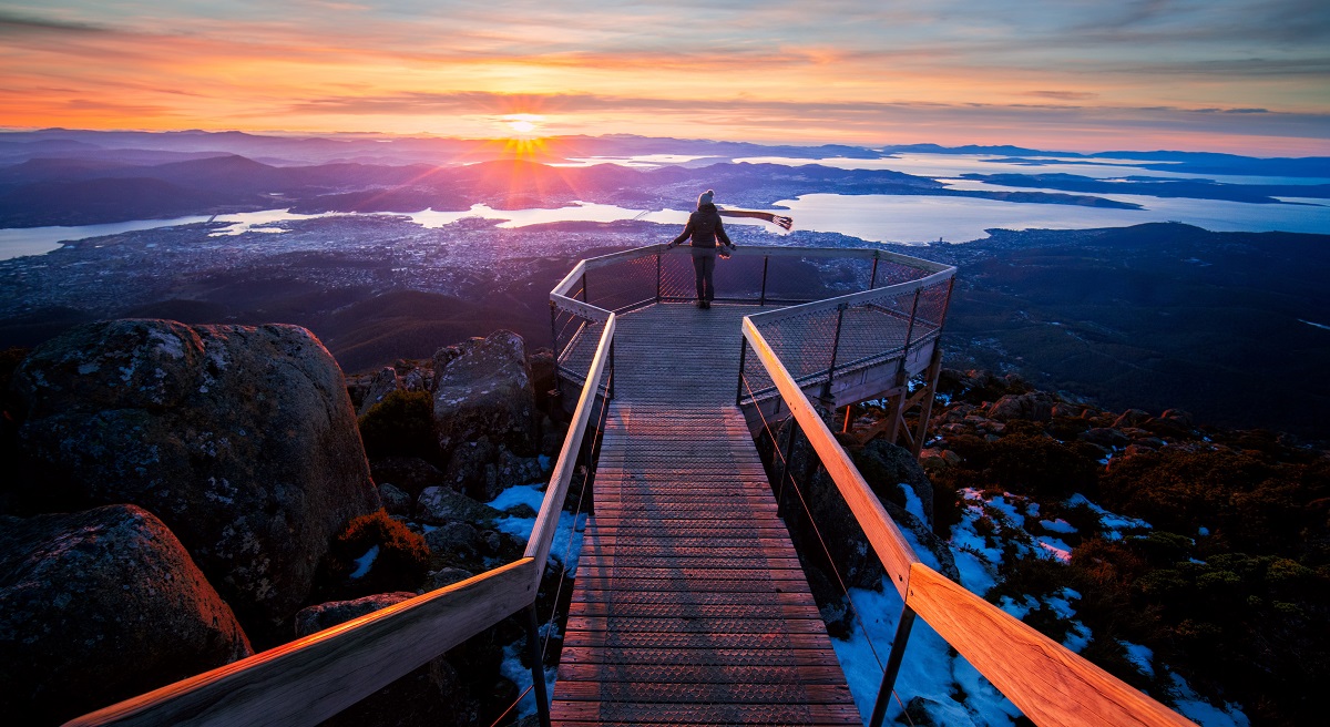 Stunning view from kunanyi/Mount Wellington.